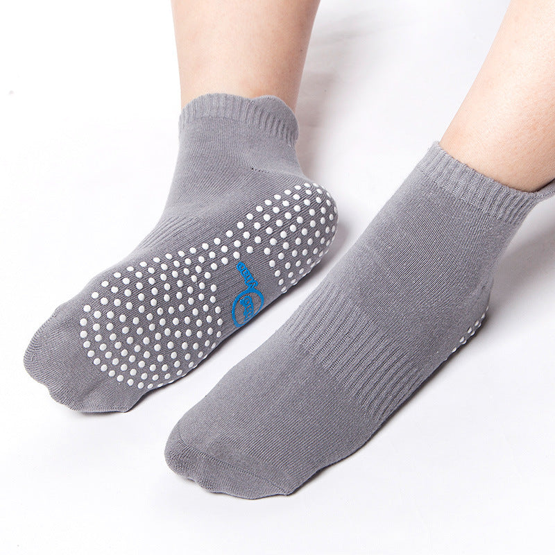 Terry-pull yoga socks