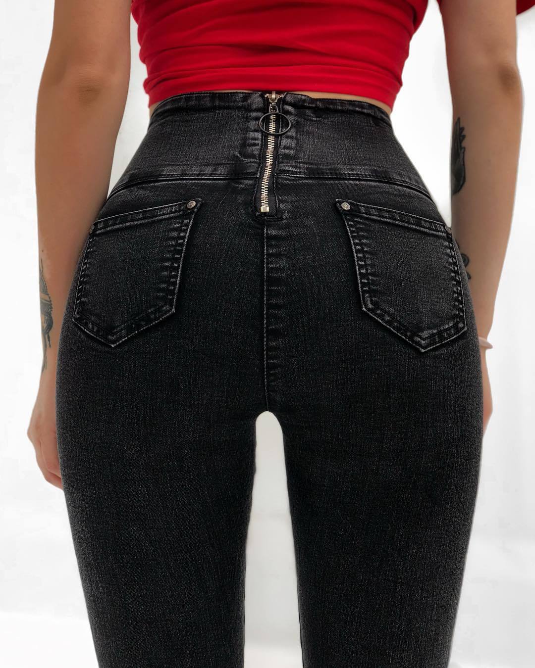 Back zipper jeans