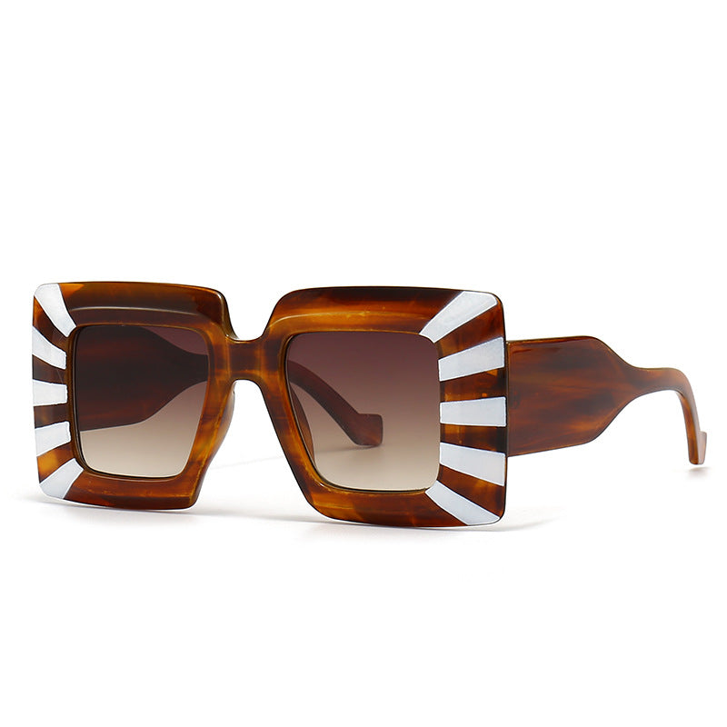 Wide Leg Flat Top Sun Female Sunglasses