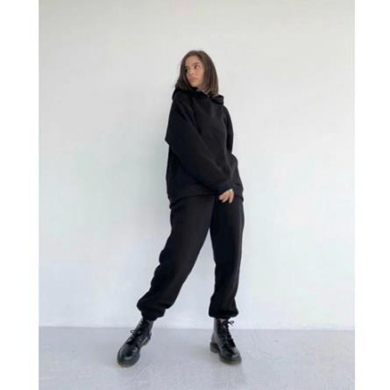 Long sleeve sports and leisure suit
