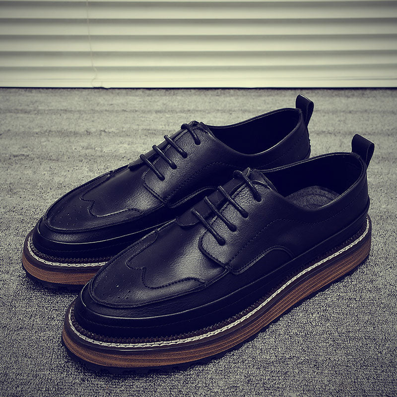 Men's brogue carved leather shoes