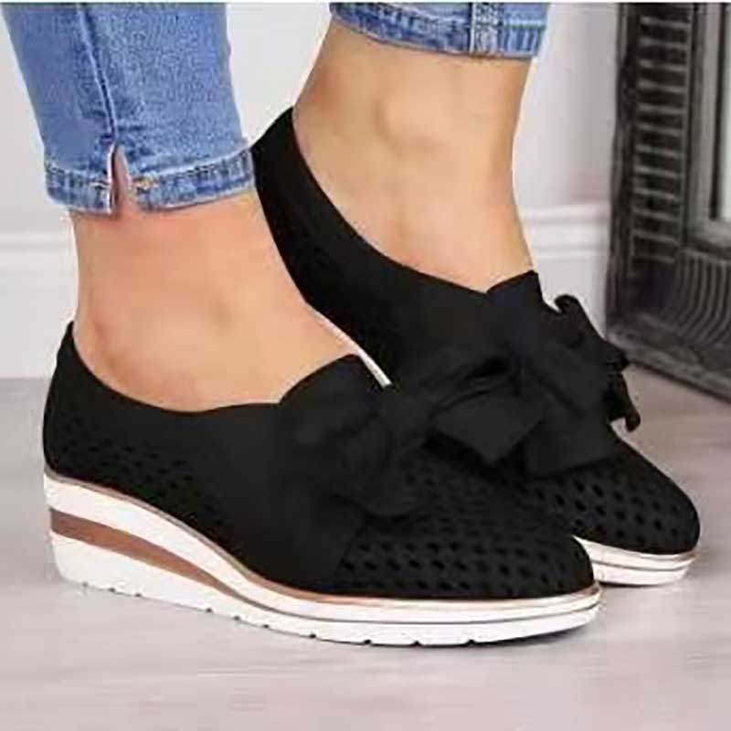 Sandals hole shoes