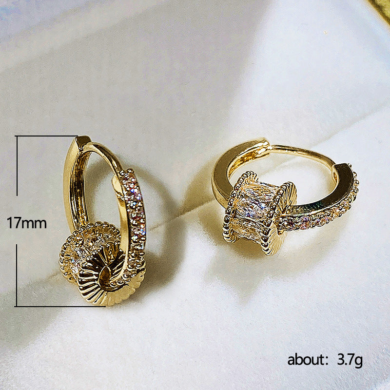 Small Waist Good Luck Comes Ear Clip Women