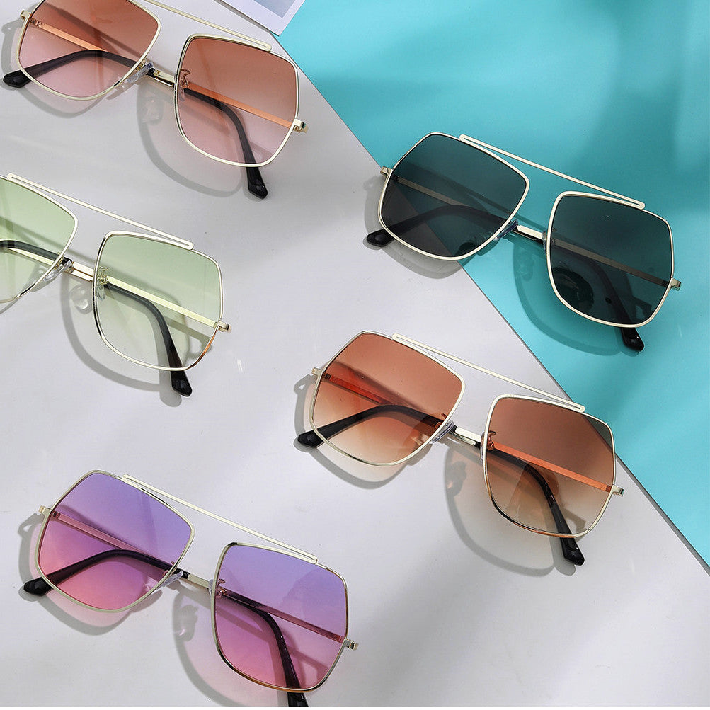 Women's Metal Frame Polygonal Single Bridge Gradient Sunglasses