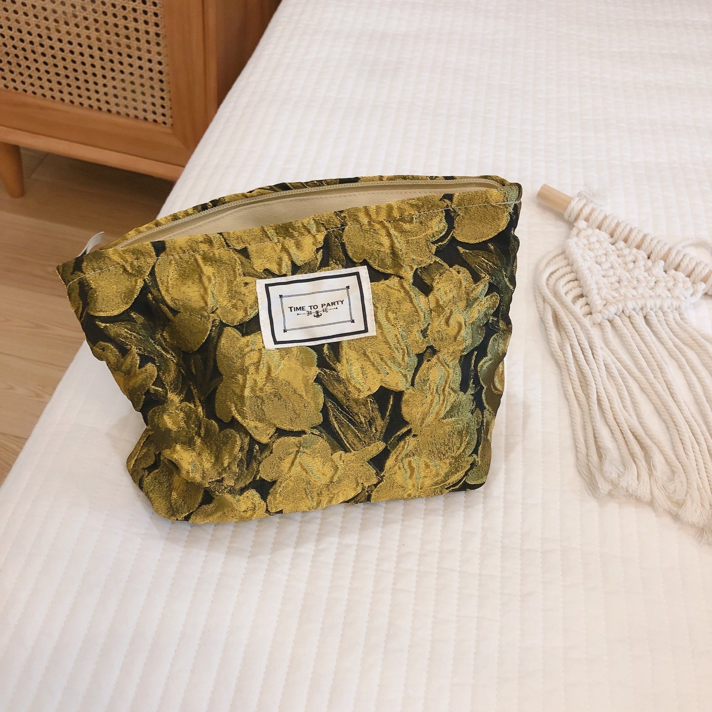 Cloth Bag Gilt Elegant Lady Hand Bag Makeup Bag Canvas Handbag Embossed Jacquard