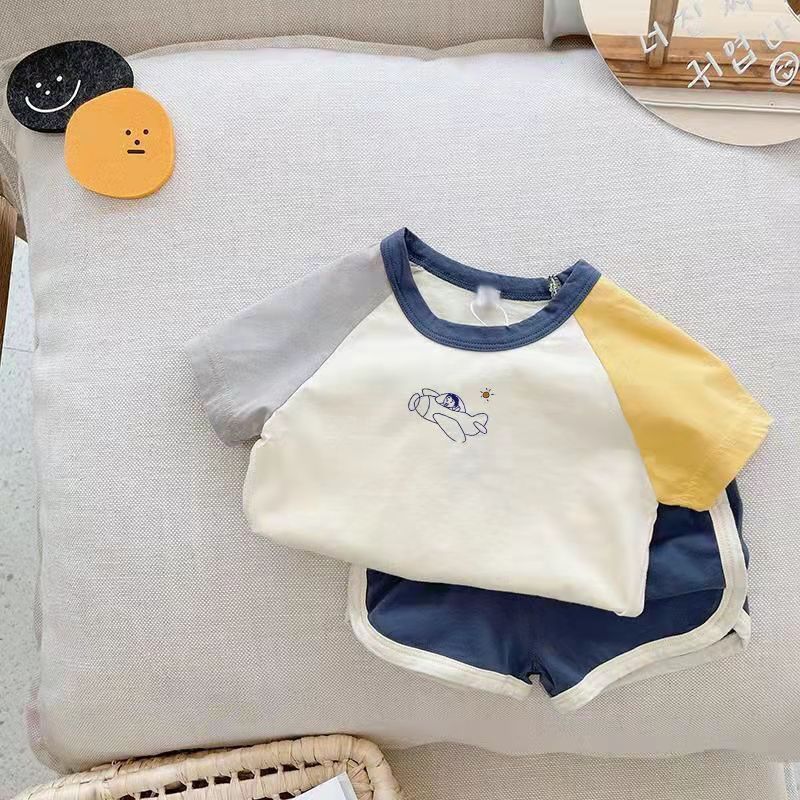 New Boys Thin Short Sleeve Cartoon Sports Suit