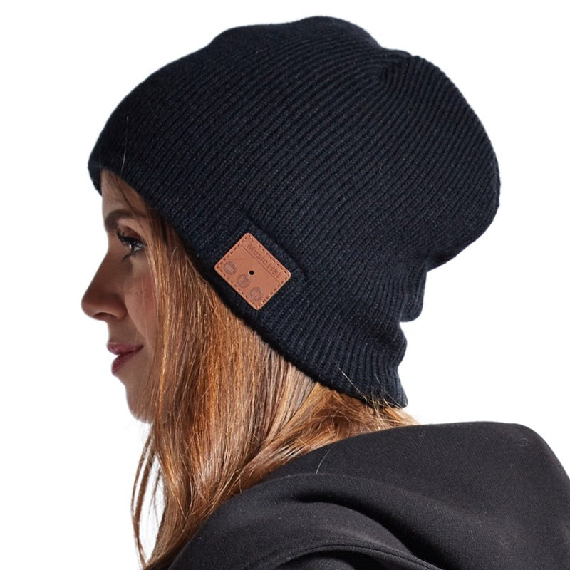 Wireless bluetooth knitted hat