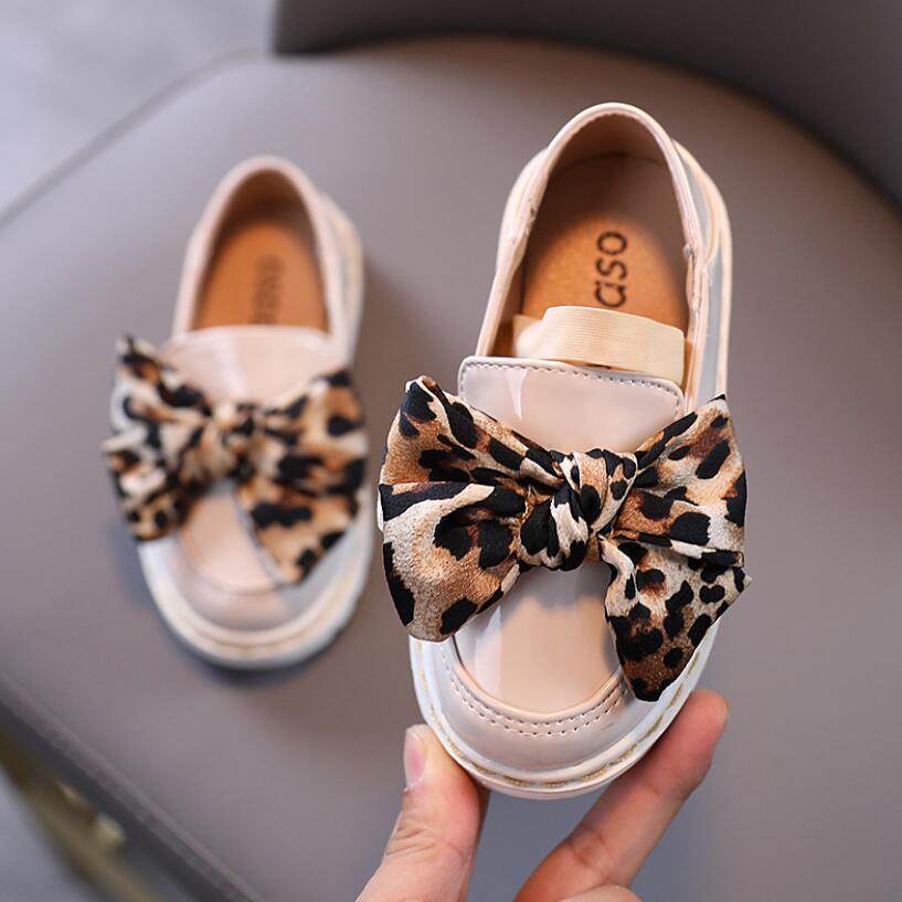 Children's leopard bow leather shoes