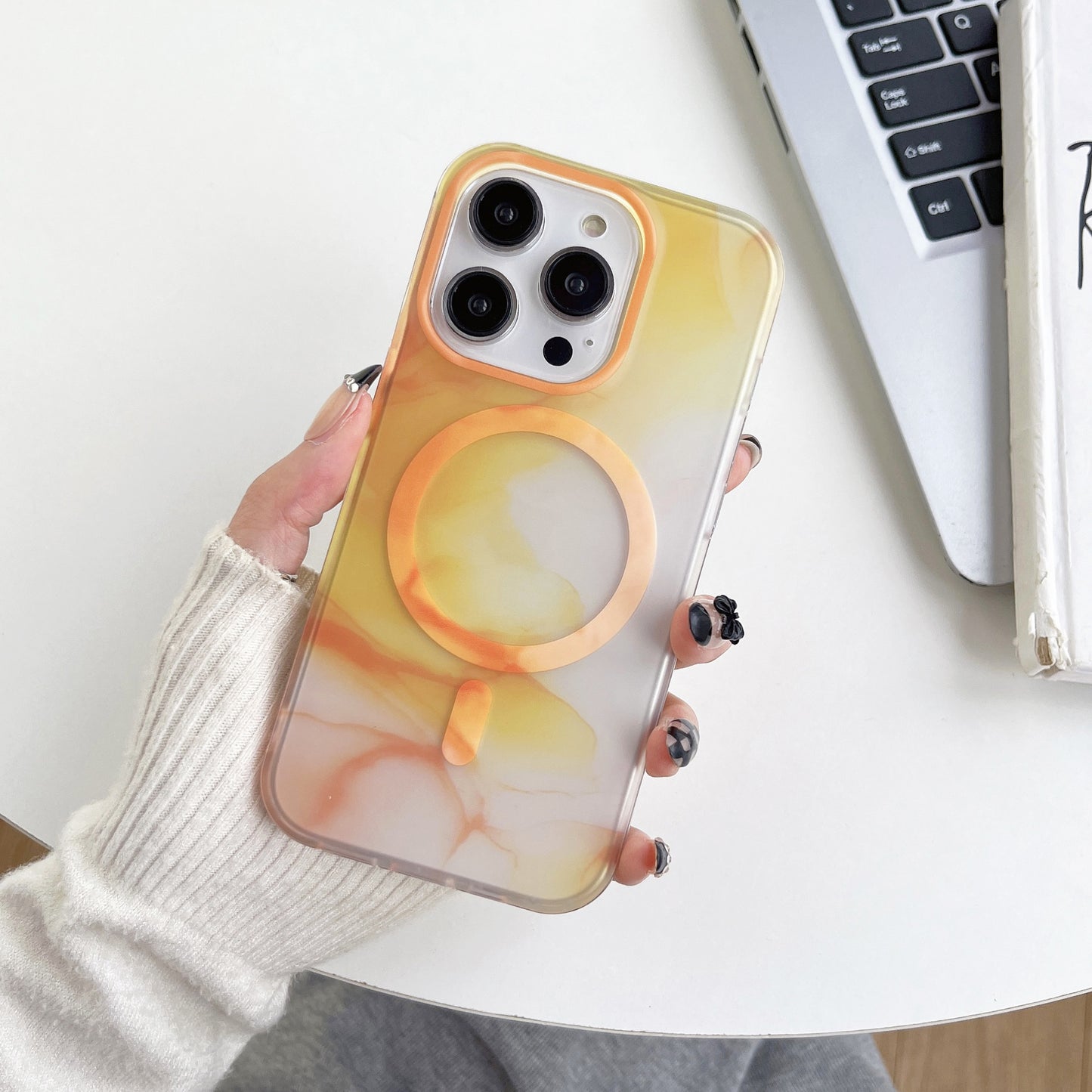 Watercolor Magnetic Transparent Simple Mobile Phone Case