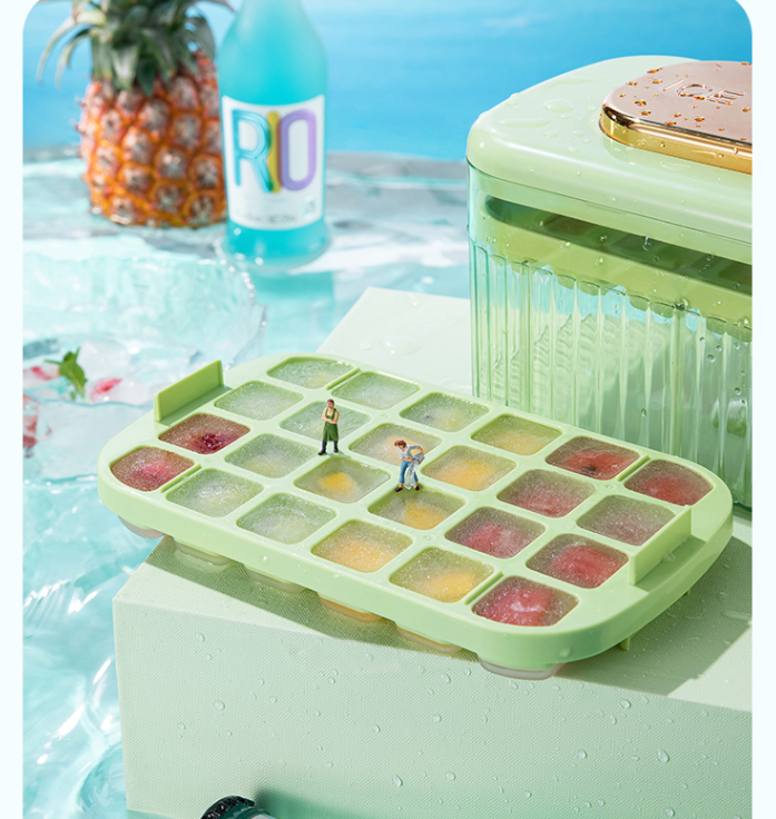 Press Mold To Make Ice For Large Capacity Household Use