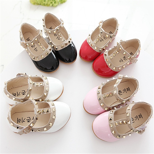 Rivet dancing princess shoes