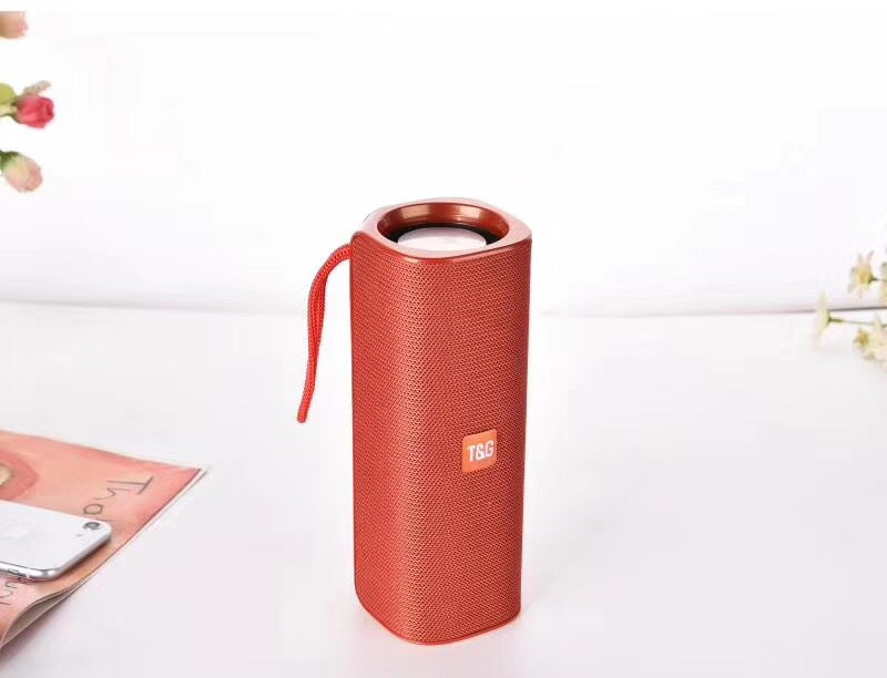 Cloth wireless bluetooth speaker