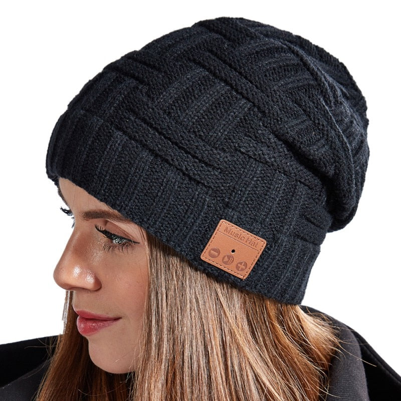 Wireless bluetooth knitted hat