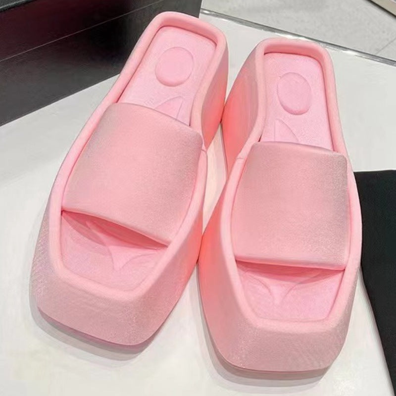 Square Colored Sponge Cake Bottom Mesh Red Line Slippers