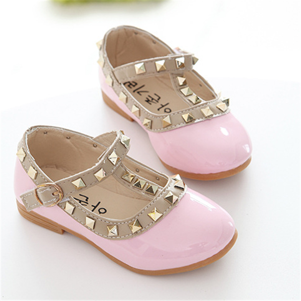 Rivet dancing princess shoes