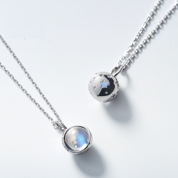 New Moonlight Stone Necklace Female