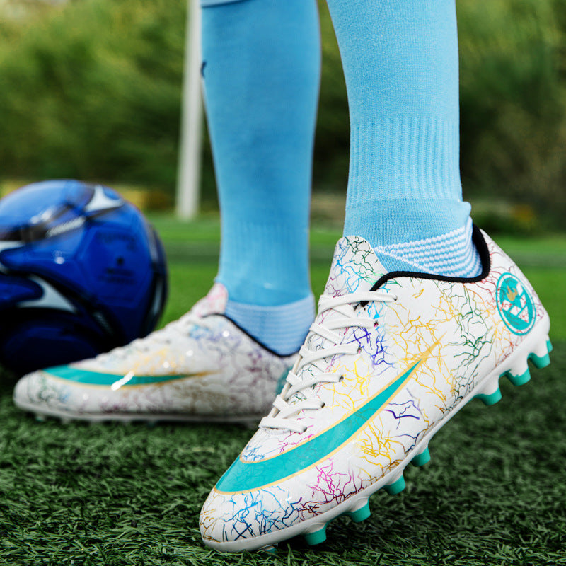 New Youth Three-color Football Shoes Outdoor Long Nails Broken Nails Training Children's Shoes Sports Shoes
