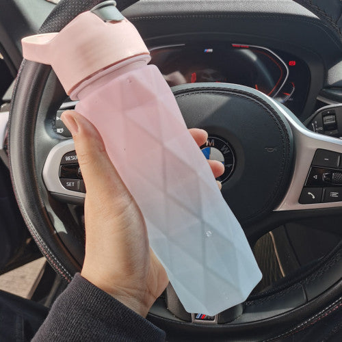 Spray Water Bottle For Girls Outdoor Sport Fitness Water Cup Large Capacity Spray Bottle BPA Free Drinkware Travel Bottles Kitchen Gadgets