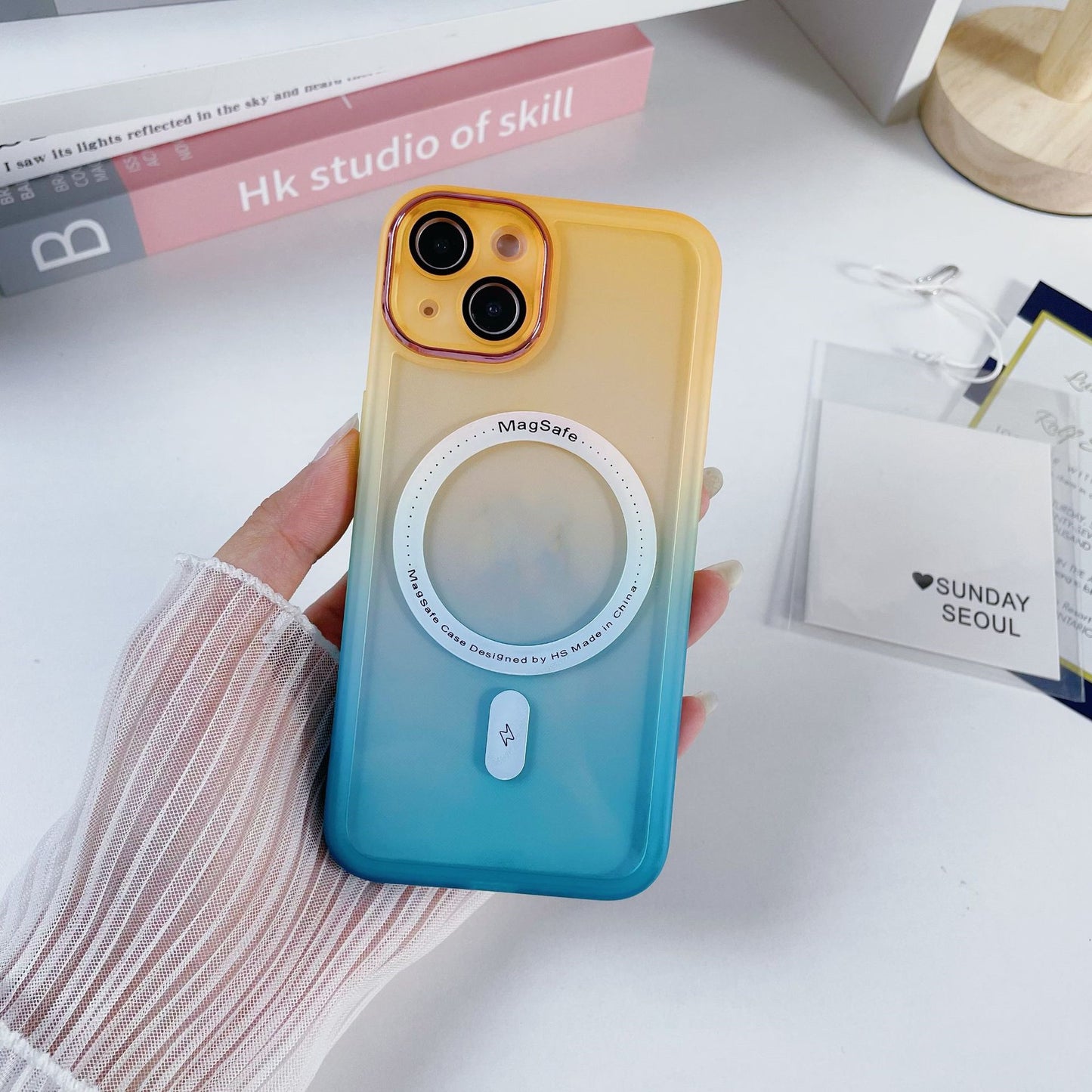 Gradient Two-tone TPU Magnetic Phone Case