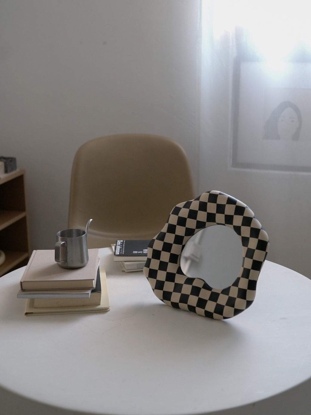 Checkerboard Decorative Mirror Makeup Mirror Bedroom Living Room Resin Shaped Desktop Mirror Tray